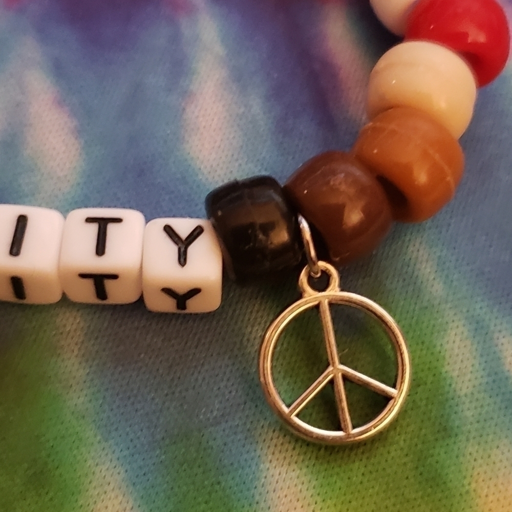 Handmade Red White Blue Unity Peace Charm Kandi Bracelet - Picture 2 of 2
